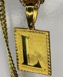 Pingente Premium Personalizado Inicial L