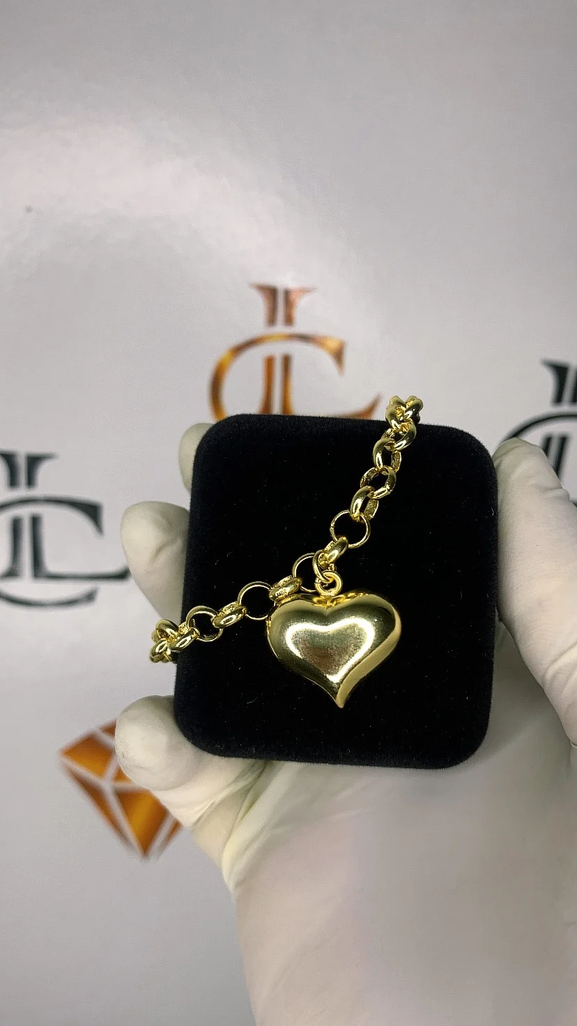Pulseira Feminina: Pingente com coração